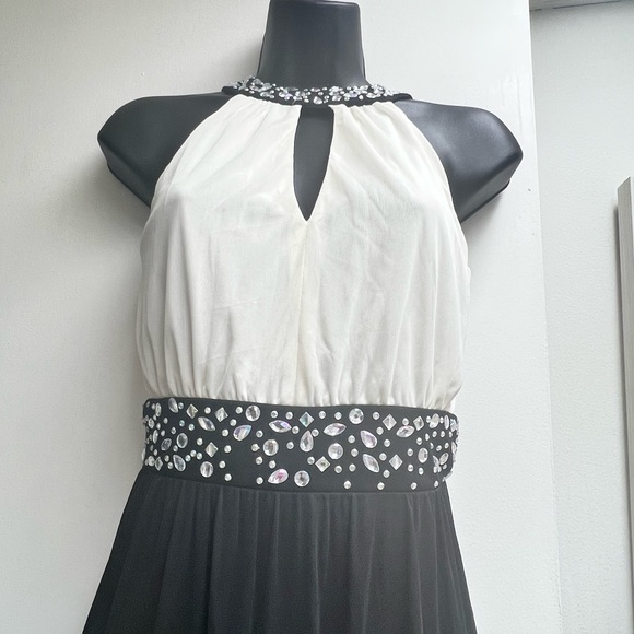 LONG DRESS - Picture 1 of 2